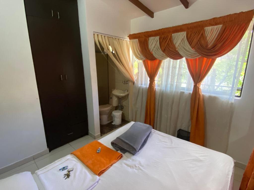 Campo Valdes Park Hostel 麦德林 外观 照片